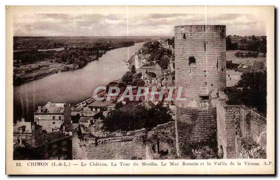 CPA Chinon Le Chateau La Du Moulin Le Mur Romain et la Vallee