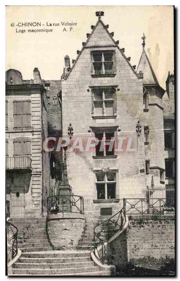 CPA Chinon La rue Voltaire Loge Maconnique Francs Macons Macons