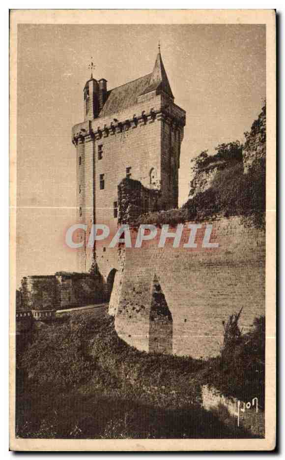 CPA Chinon Le Chateau Tour de I Horloge