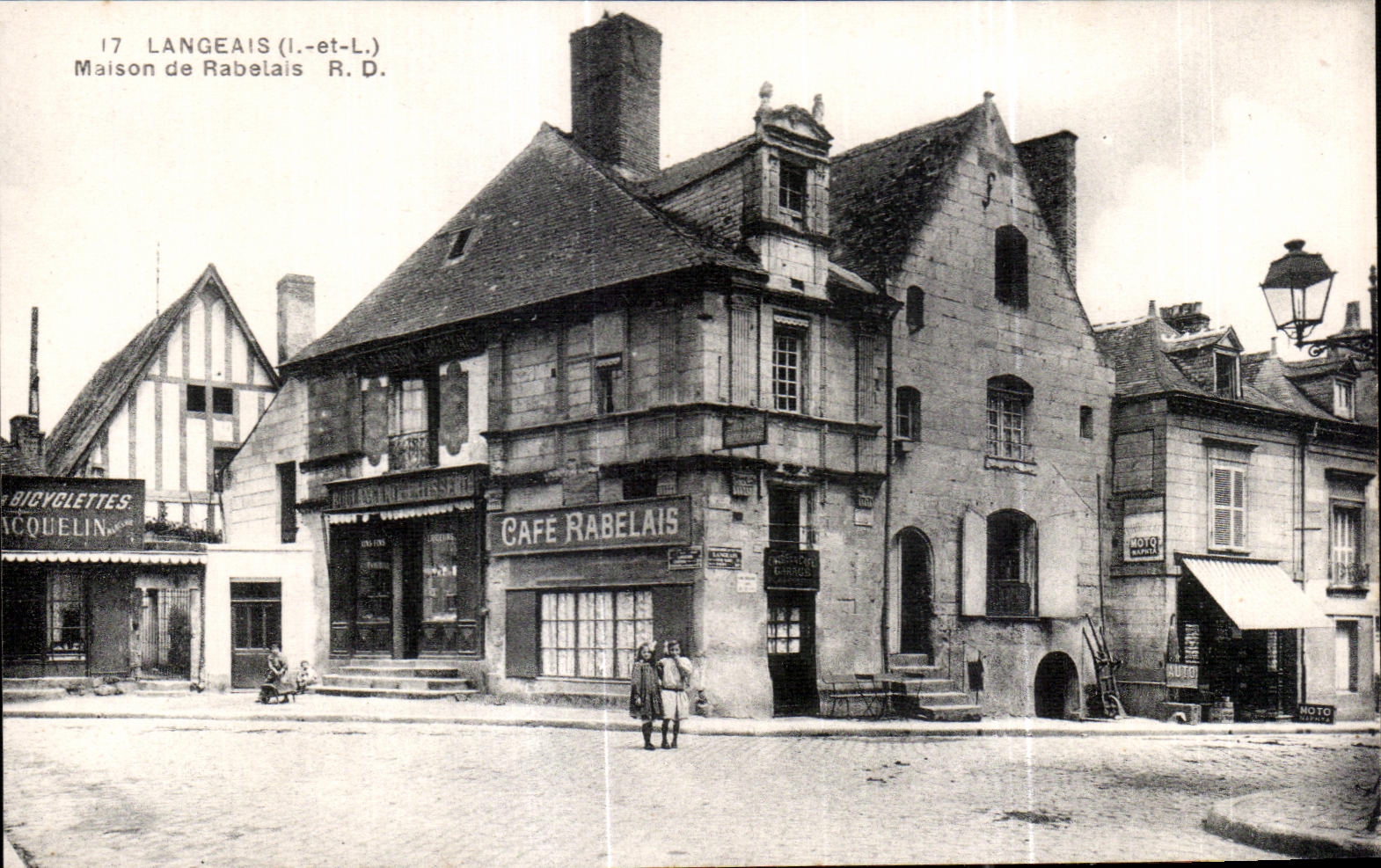 CPA Langeais Maison de Rabelais