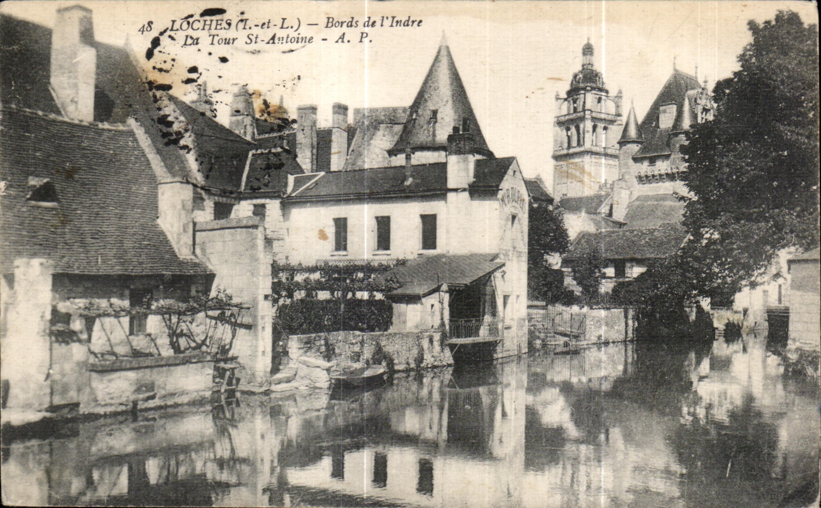 CPA Loches Bords de I Indre La Tour St Autoine
