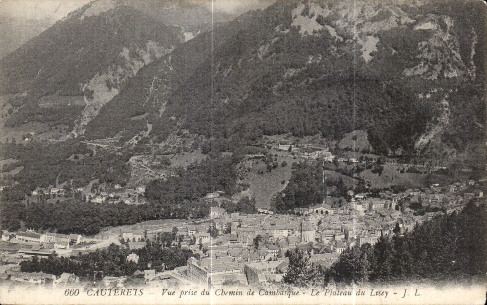 Cauterets — Vue prise du Chemin de Cambasque — Le Plateau du Lisey — J. L.