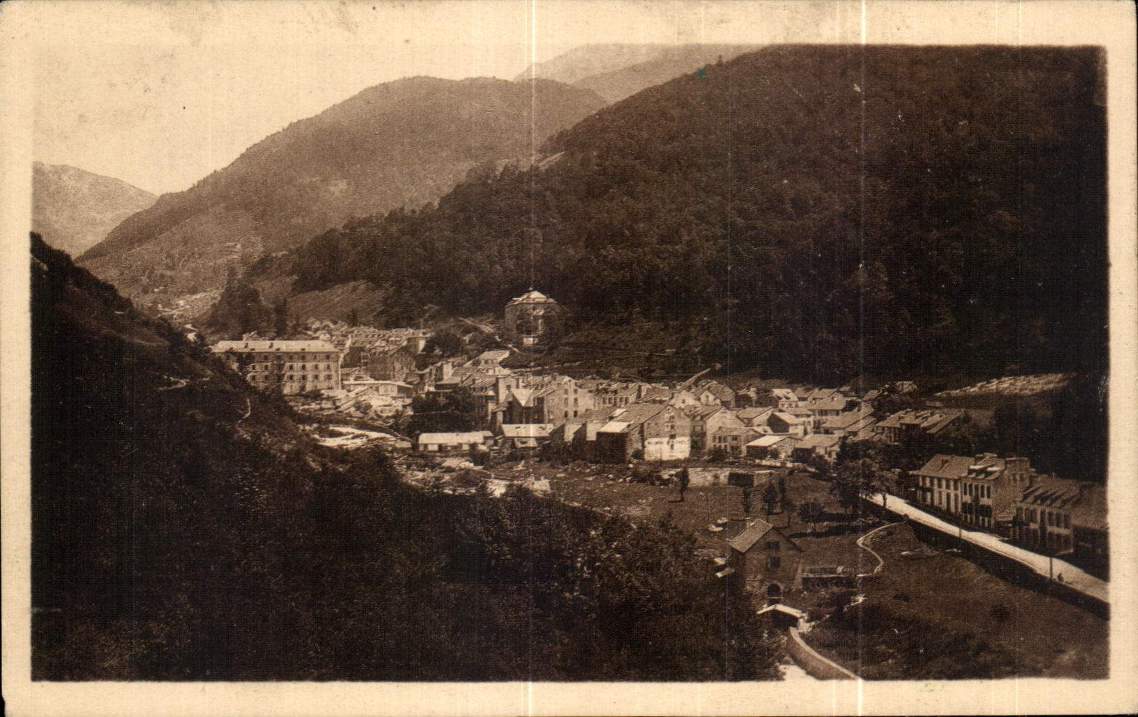 Barèges — Vue Générale — Les Beaux Paysages de France, Éditeur frères Bordéaux