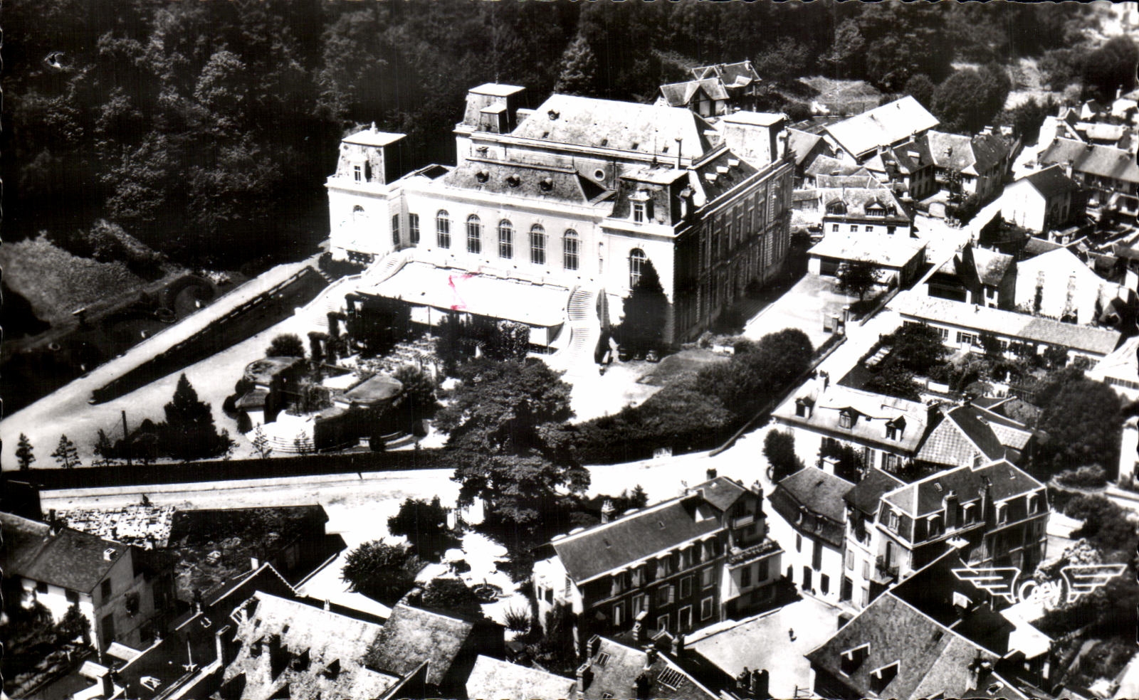Bagnères-de-Bigorre — Le Casino — Éditions Delvert