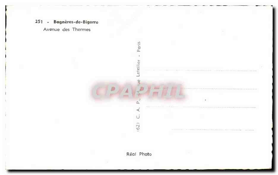 CPA Bagneres de Bigorre Avenue des Thermes — Verso