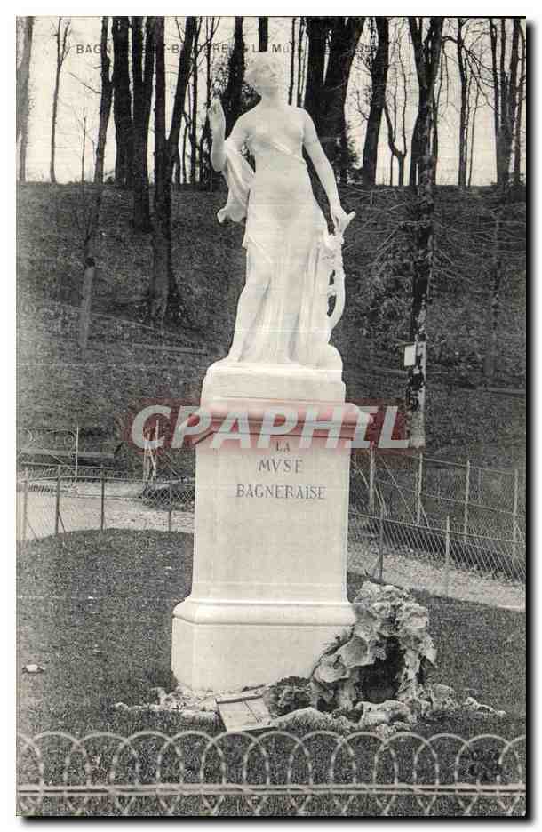 La Muse Bagnérais — statue en marbre dans un parc boisé — Bagnères-de-Bigorre, France