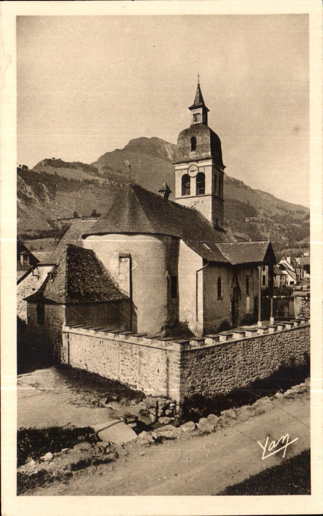 Argelès-Gazost — Vieille Église — Édition Photo Quinaut Lourdes