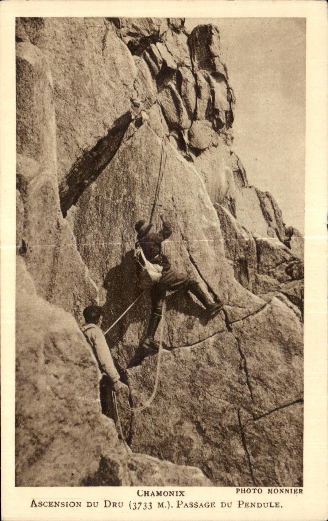 CPA Chamonix Ascension Du Dre Passage Du Pendule Alpinisme