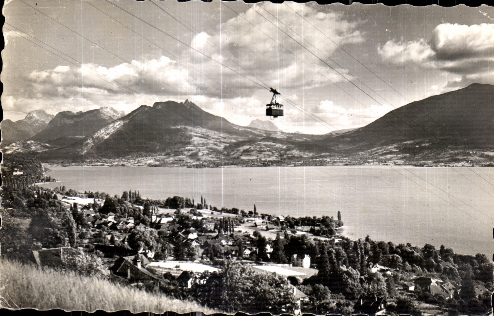 CPA Lac D Annecy Veyrier Vue generale et le Tele pherique 
