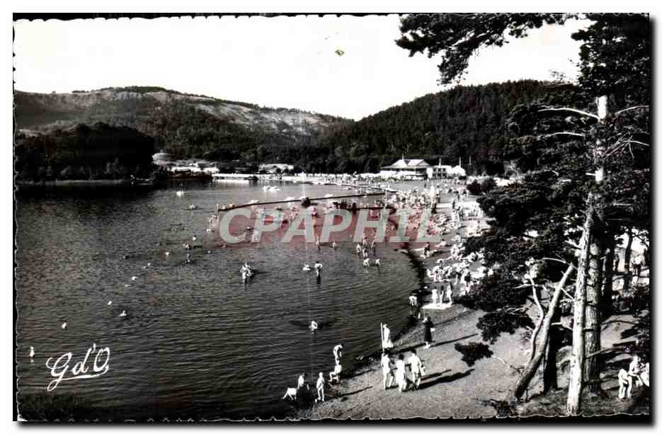 Le Lac Chambon (Puy-de-Dôme) — Vue d'ensemble et la plage — Éditions S.P. Paris