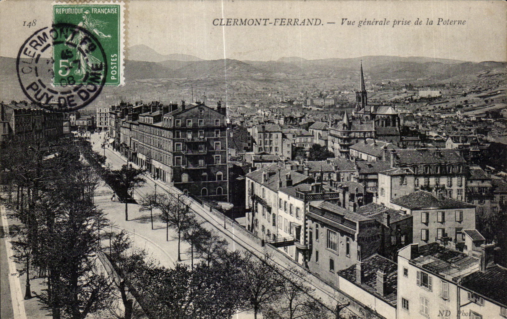 CPA Clermont Ferrand Vue generale prise de la Poterne