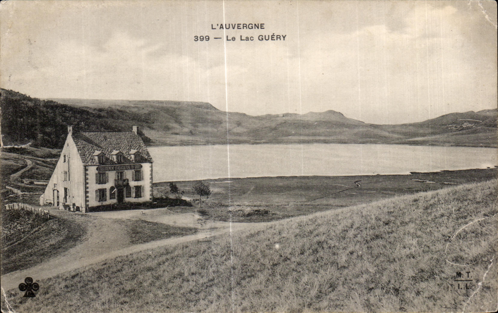 CPA L Auvergne Le lac Guery