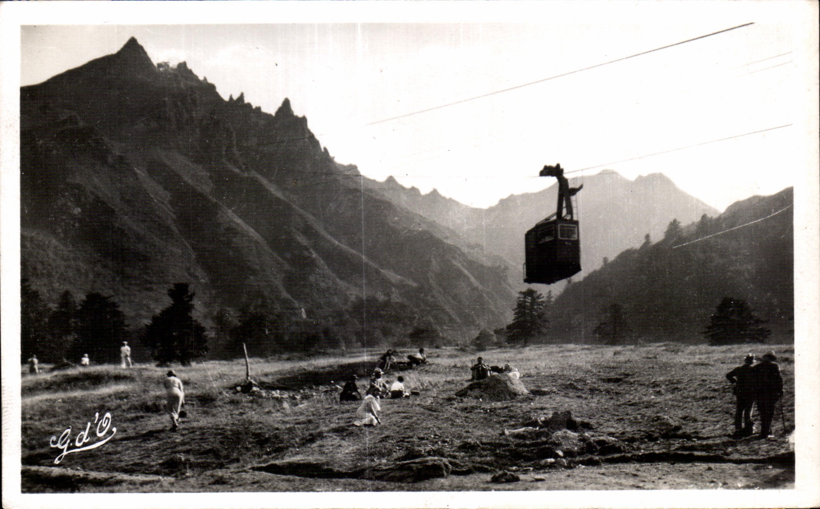 CPA L Auvergne Vallee d Enter Teleferique