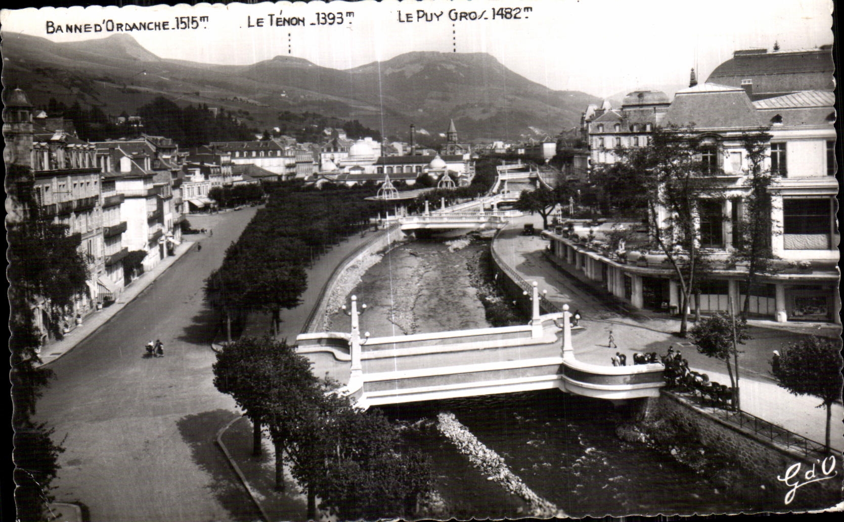 Banned'Ordanche — Vue sur la Dordogne avec ponts — GdO