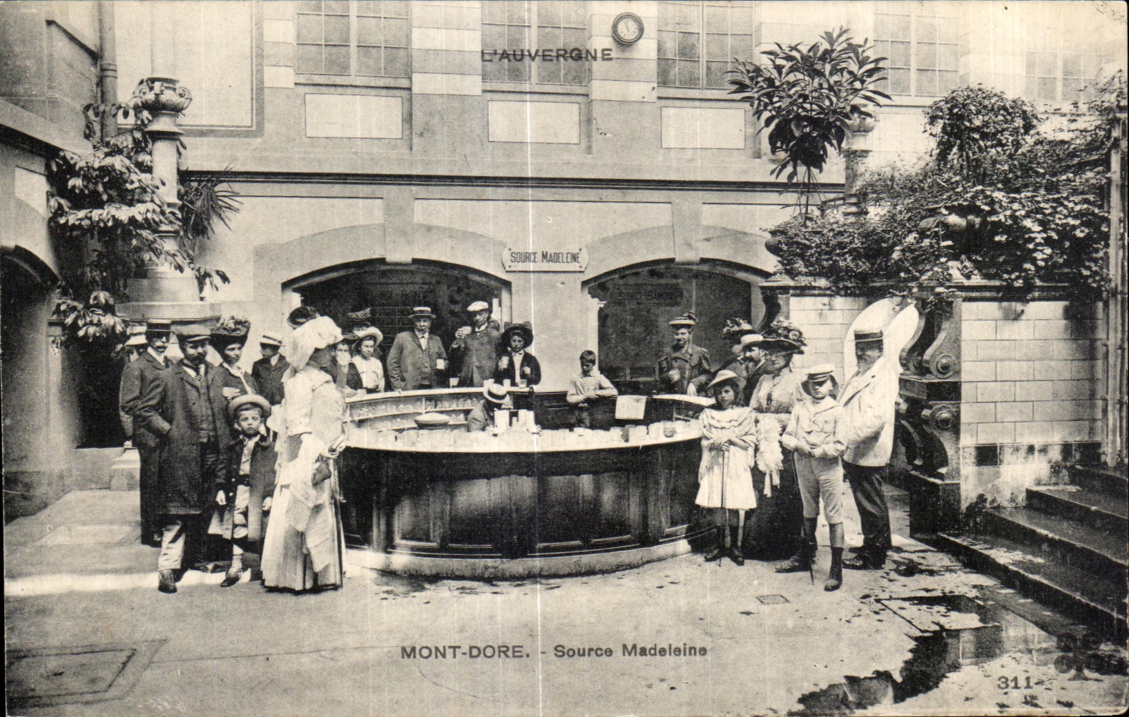 CPA Mont Dore Source Madeloine