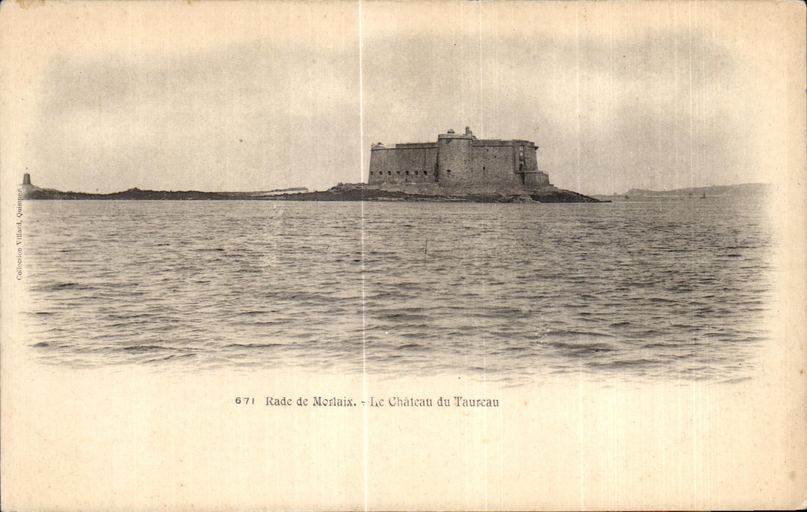 CPA Rade de Morlaix Le Chateau du Taureau