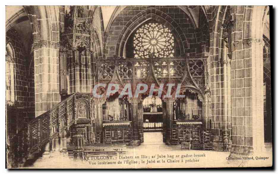 CPA Folgoat Vue interieure de I Eglise le Jube et la Chaire a precher