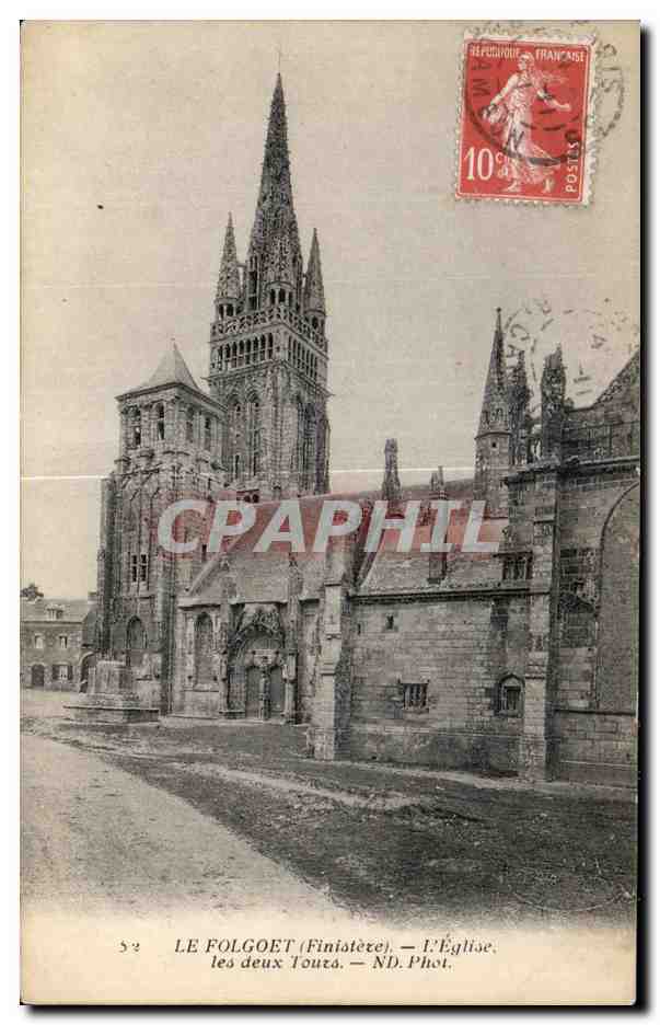 CPA Le Folgoet Finistere L Eglise les deux Tours 