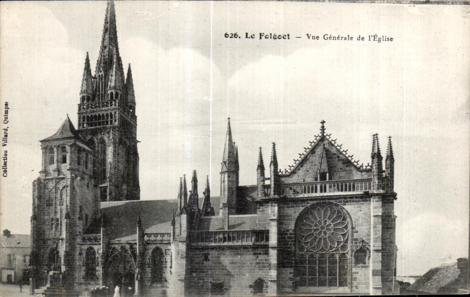 CPA Le Folgoet Vue Generale de I Eglise