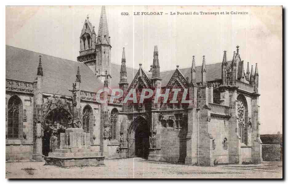 CPA Le Folgoat Le Portail du Transept et le Calvaire