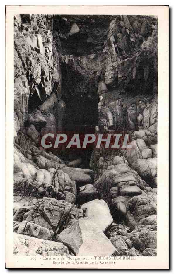 CPA Environs de Plougasnou Tregastel Primel Entree de la Grotte de la Crrevasse