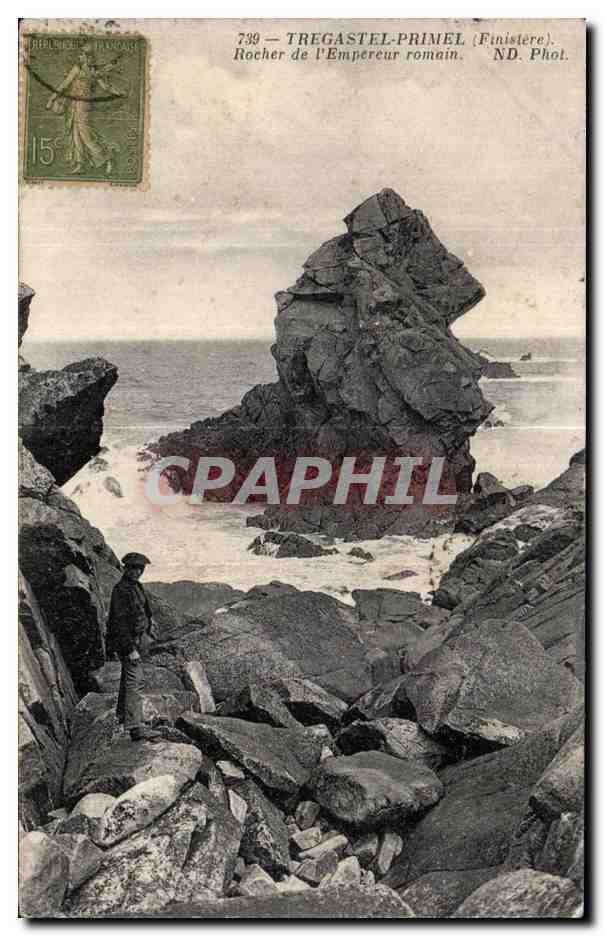 CPA Tregastel Primel Finistere Rocher de l Empereur romain