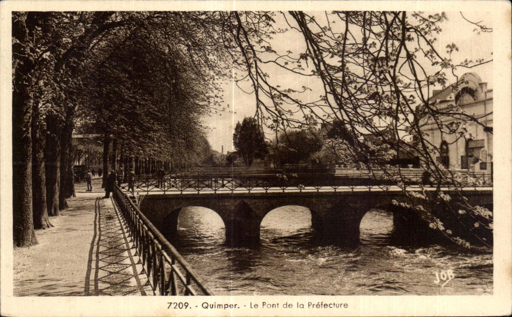 CPA Quimper Le Point de la Prefecture