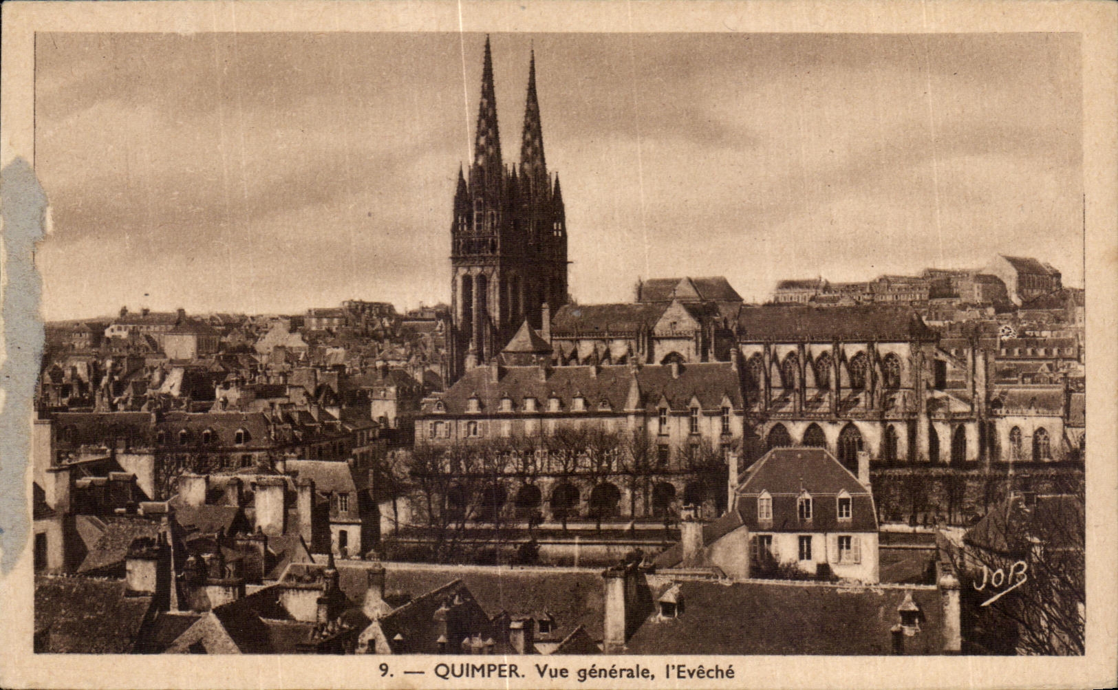 CPA Quimper Vue generale l Eveche