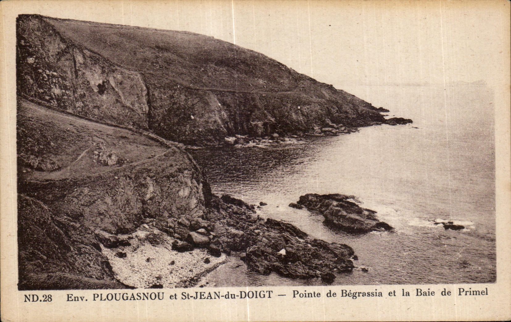 CPA Environs Plougasnou et St Jean du Doigt Pointe de Begrassia et la Baie de Primel