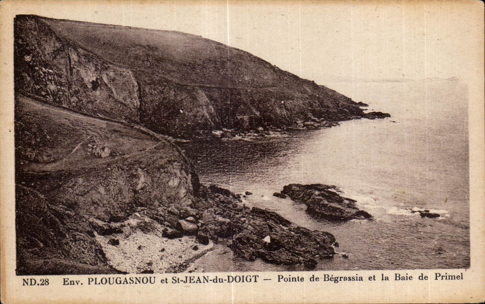 CPA Environs Plougasnou et St Jean du Doigt Pointe de Begrassia et la Baie de Primel