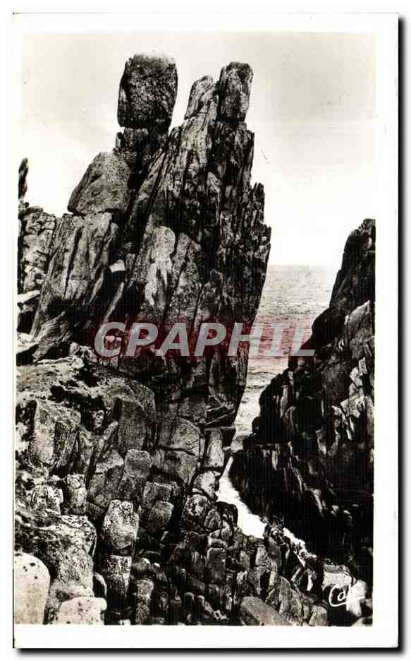 CPA Environs de Plougasnou Pointe de la Decapitation Les Aiguilles