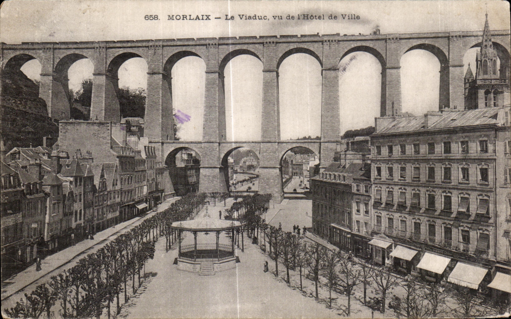 CPA Morlaix Le Viaduc vu de l Hotel de ville