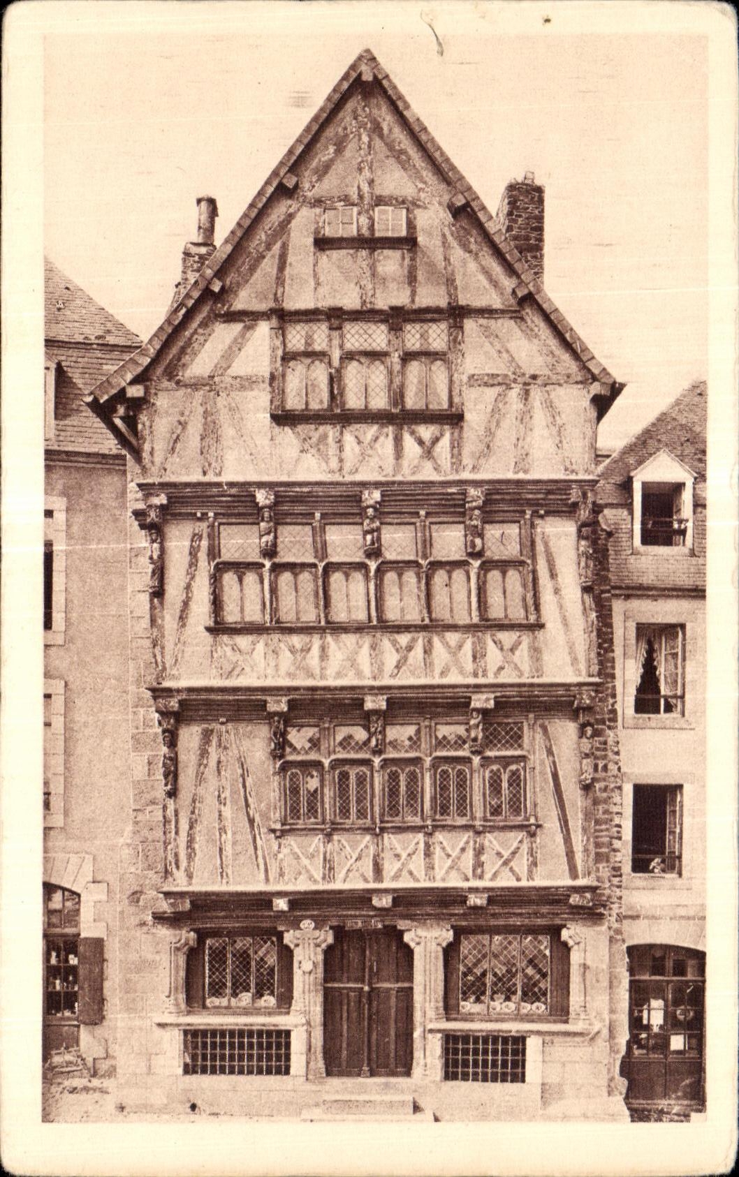CPA Morlaix La Maison de la Reine Anne