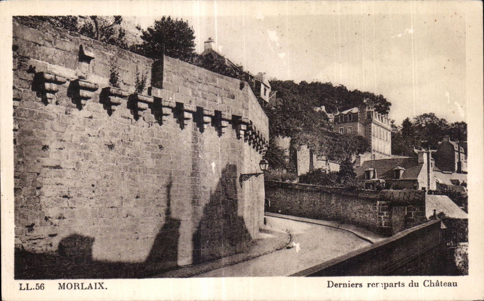 CPA Morlaix Derniers remparts du Chateau