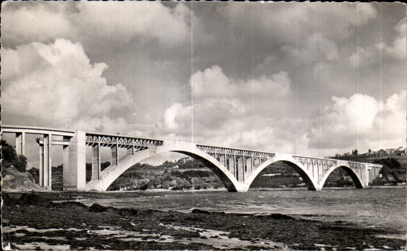 CPA Environs de Brest Le Pont de Plougastel Daoulas