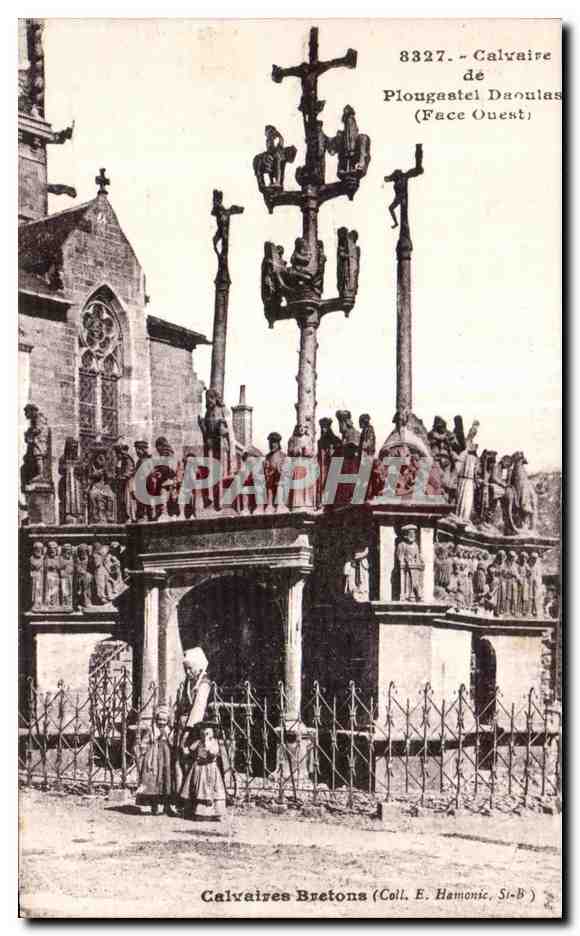 CPA Plougastel Daoulas Calvaire Femme et enfants
