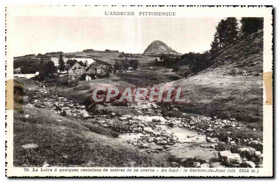 La Loire à quelques centaines de mètres de sa source — Au fond : le Gerbier-de-Jonc (alt. 1554 m.) — P. Dupont, édit. — Pailles-Bans