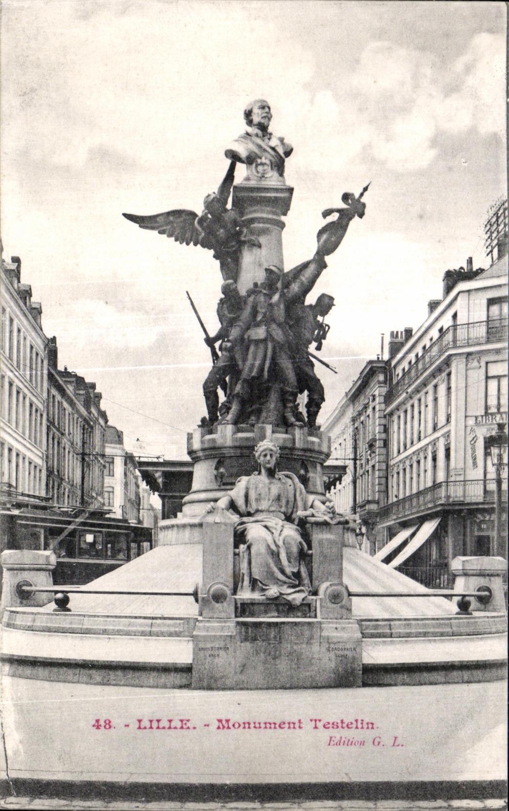 CPA Lille Monument Testelin