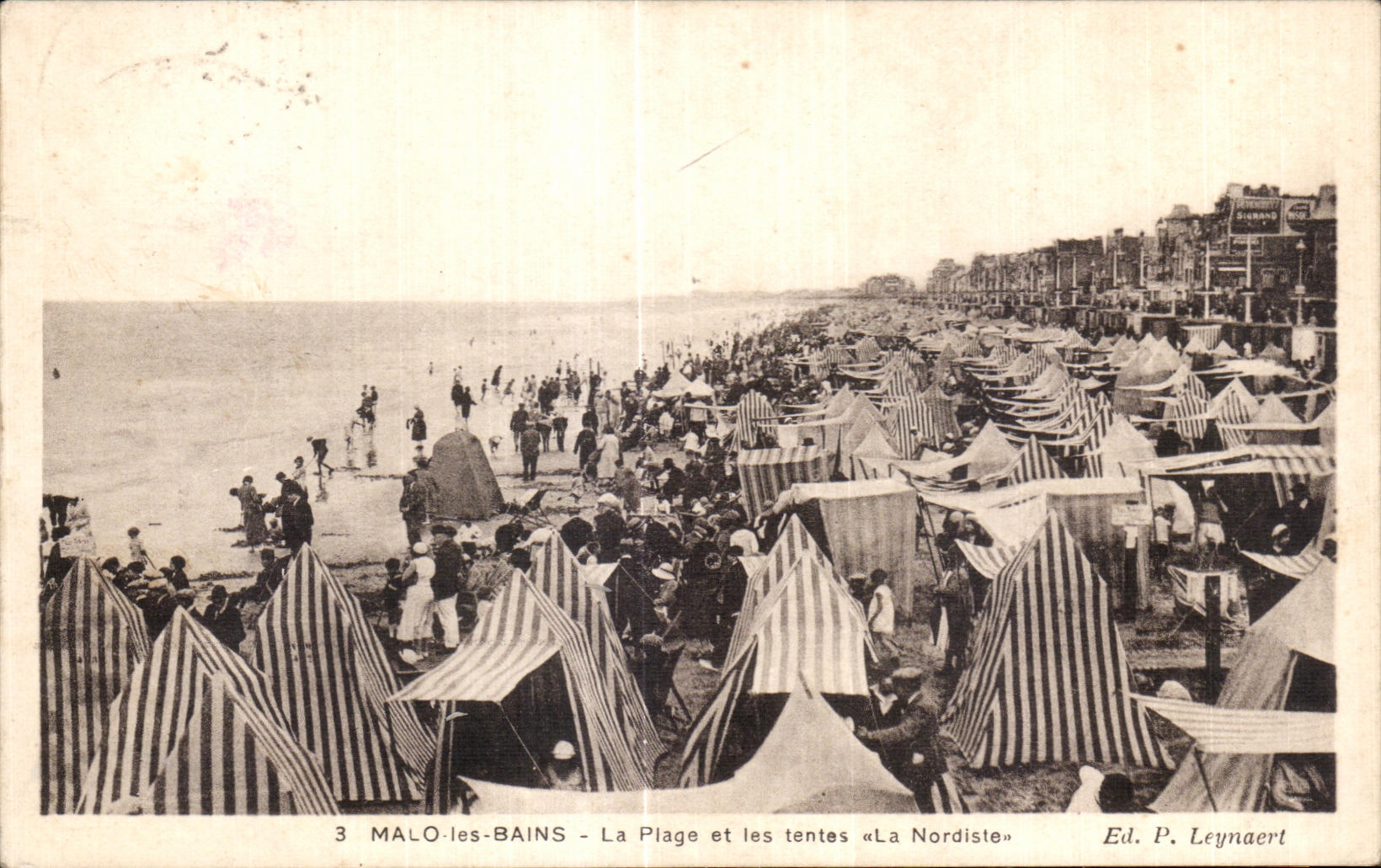 MALO-les-BAINS - La Plage et les tentes «La Nordiste» — Ed. P. Leynaert, n°3