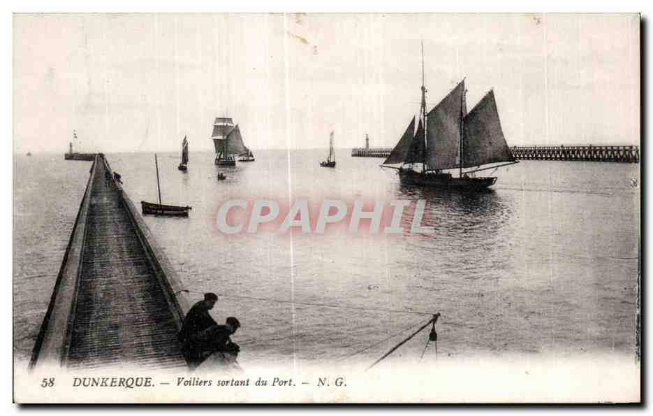 CPA Dunkerque Voiliers sortant du Port Bateaux