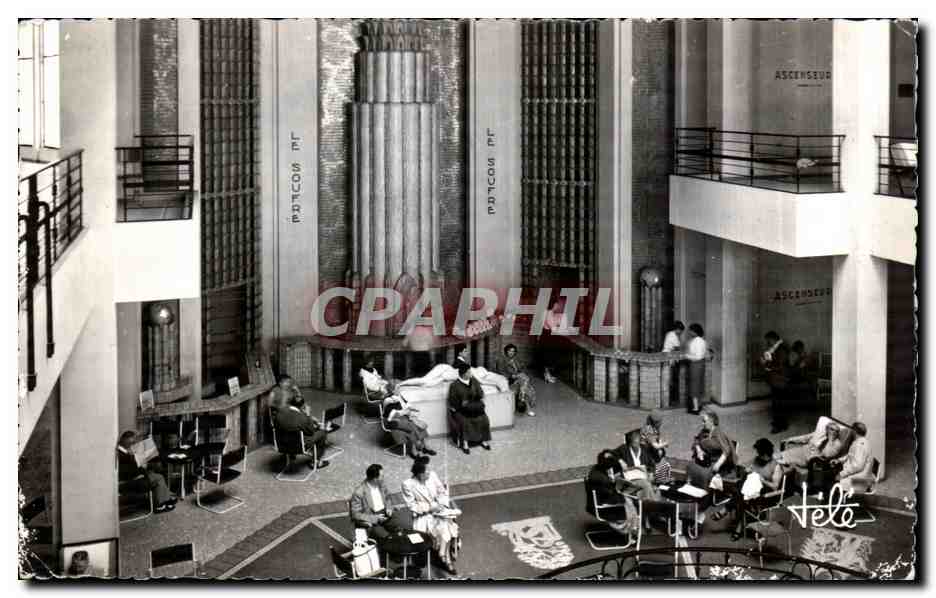 CPA AIX les Bains Interieur de I Etablissement Thermal La buvette Le hall