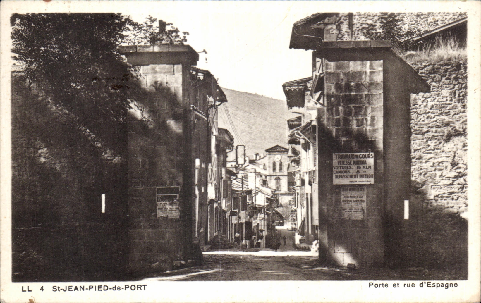 St-Jean-Pied-de-Port — Tor und Rue d'Espagne — LL 4