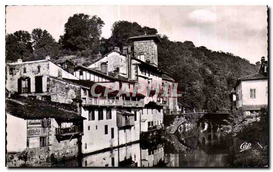 ST-JEAN-PIED-de PORT — Maisons Basques au bord de la Nive — Cie des Arts Photomécaniques, Paris