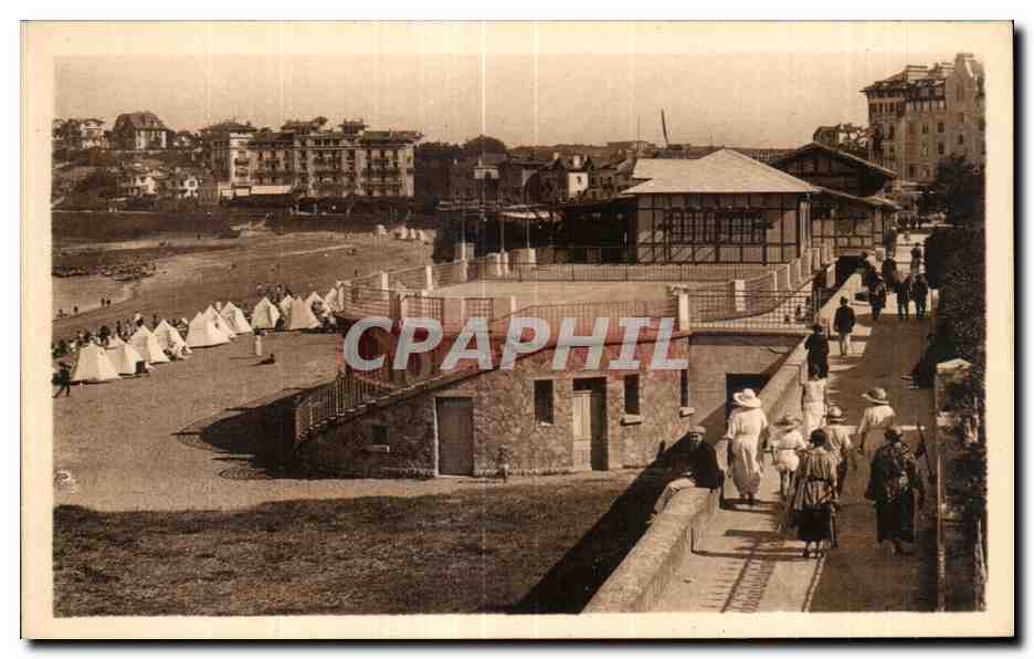 CPA Saint Jean de Luz La Pergola et la Plage