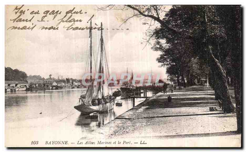 CPA Bayonne Les Alles Marines et le Port Bateau