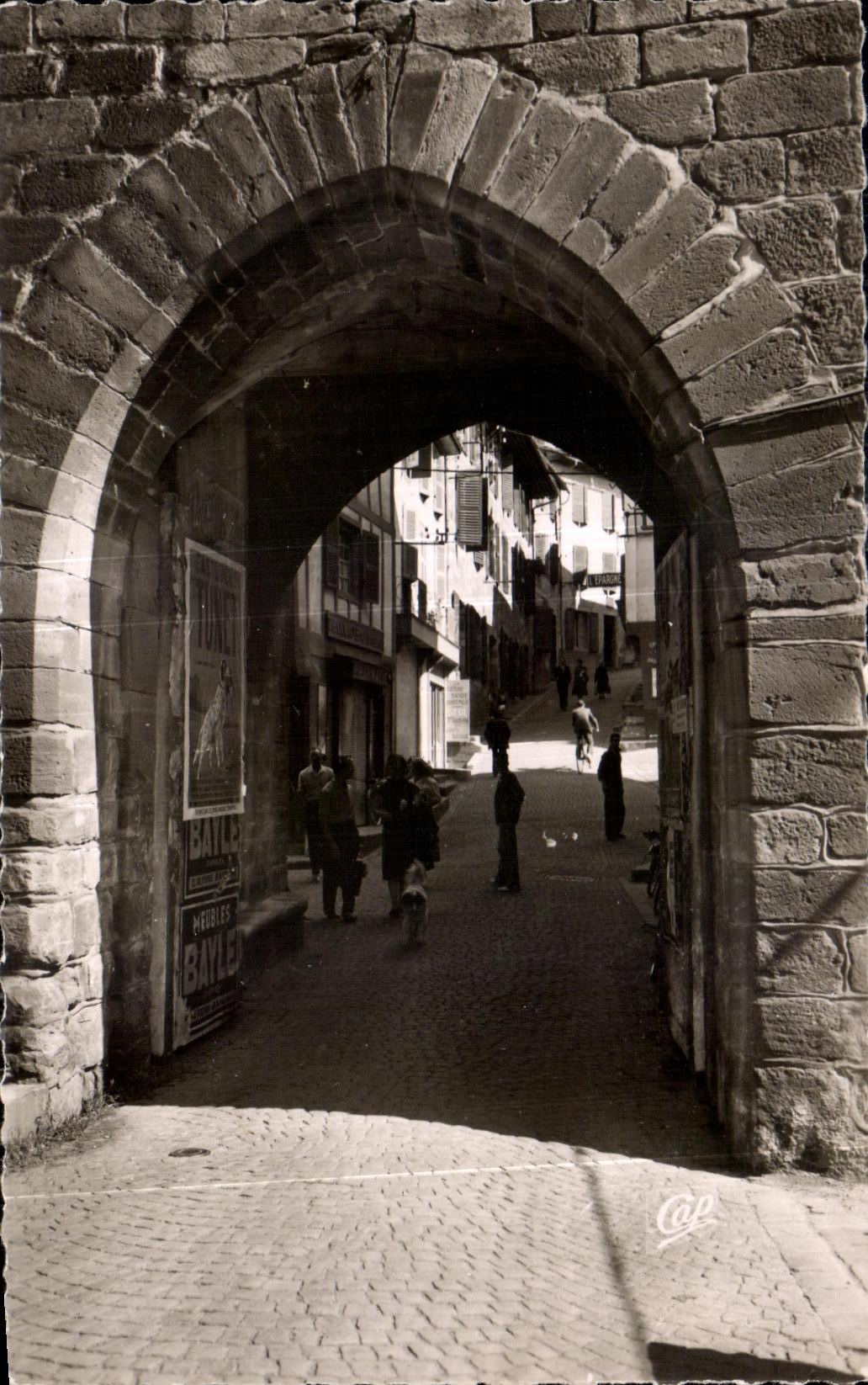St-Jean-Pied-de-Port — Porta della Chiesa — A. Letellier, Parigi