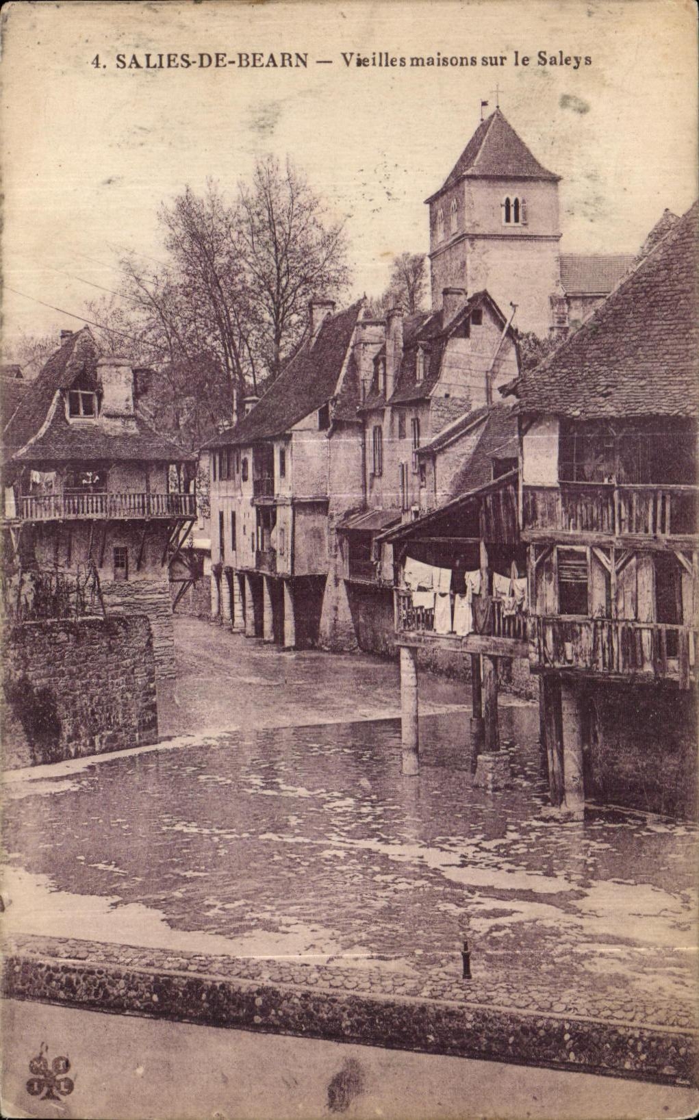 Salies-de-Béarn — Viejas casas junto al Saleys — Imprimé Illustré