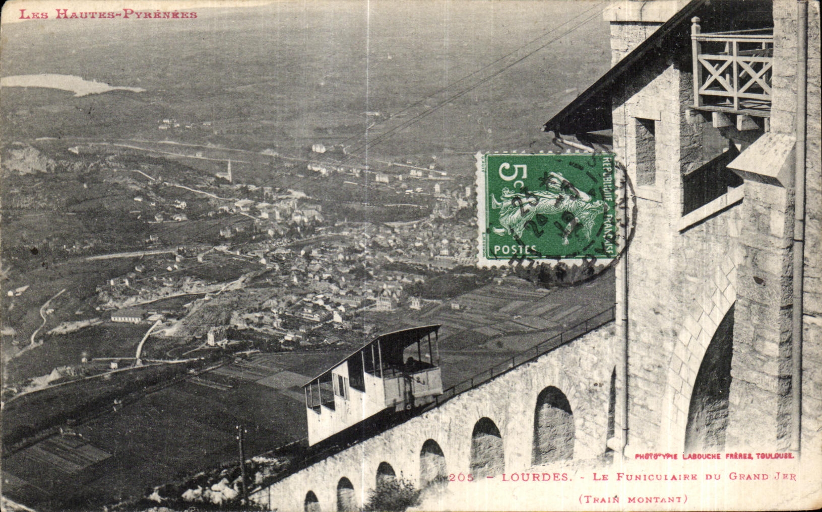 CPA Les Hautes Pyrenees Lourdes Le Funiculaire Du Grand Jer (Thain Montant) 