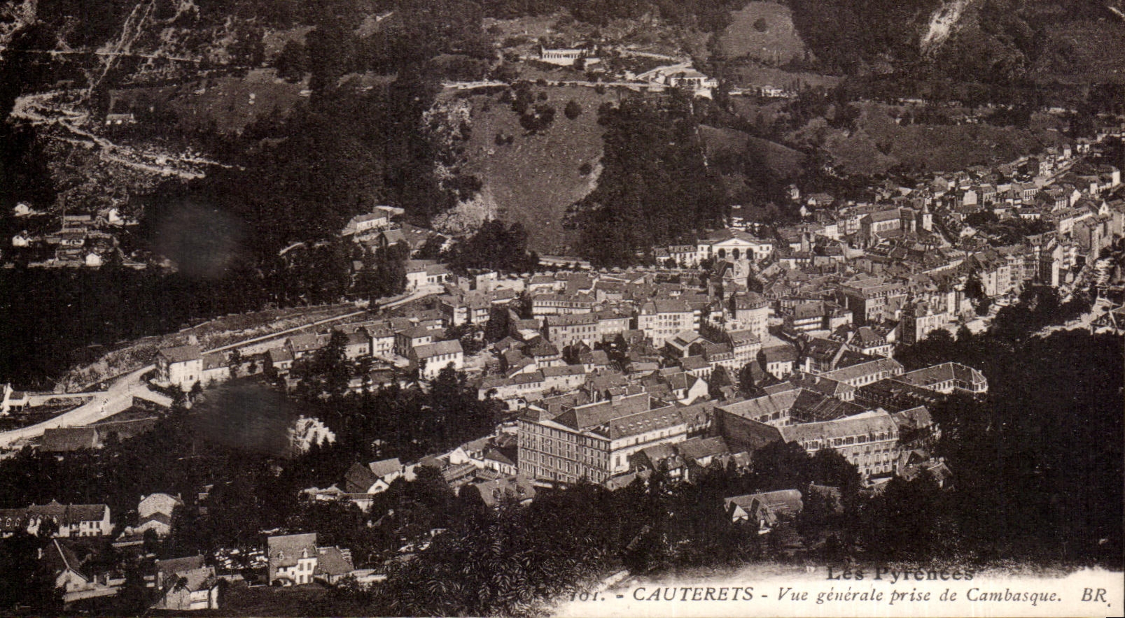 Cauterets - Vue générale prise de Cambasque - Les Pyrénées