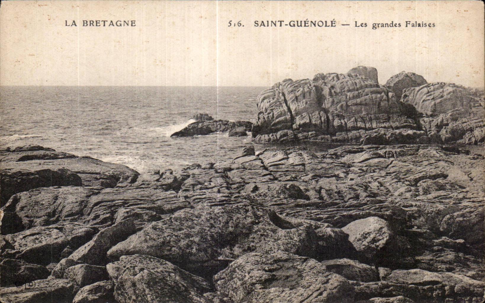 CPA La Bretagne Saint Guenole Les grandes Falaises